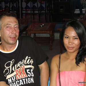 2014-08-04  Smurf Bar