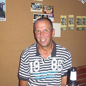 2014-08-09  Smurf Bar