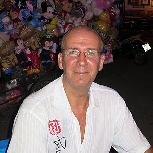 2014-08-09  Smurf Bar