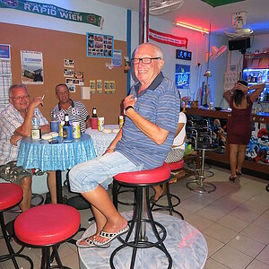 2014-08-09  Smurf Bar