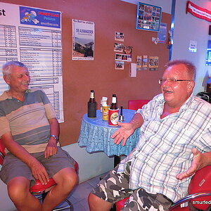 2014-08-10  Smurf Bar