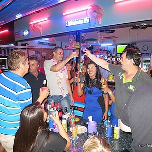 2014-08-10  Smurf Bar