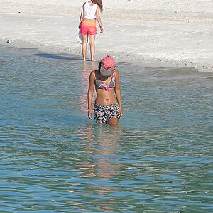 2014-08-11  Smurf Bar