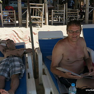 2014-08-11  Smurf Bar