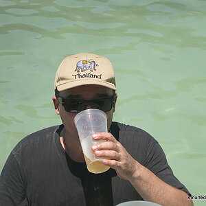 2014-08-11  Smurf Bar