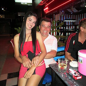 2014-08-12  Smurf Bar