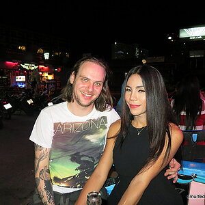 2014-08-12  Smurf Bar