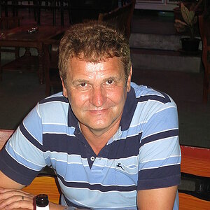 2014-08-13  Smurf Bar