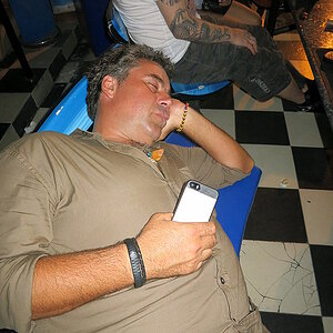 2014-08-14  Smurf Bar