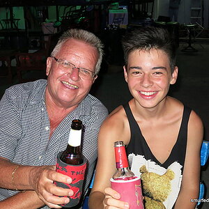 2014-08-15  Smurf Bar