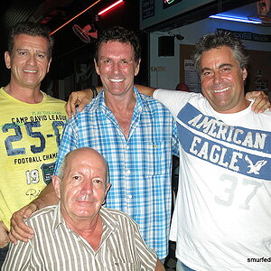 2014-08-15  Smurf Bar