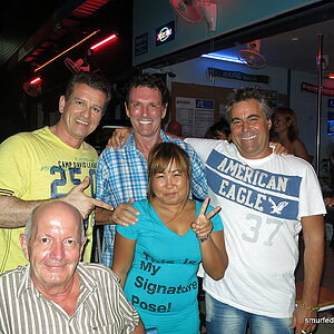 2014-08-15  Smurf Bar