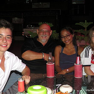 2014-08-16  Smurf Bar