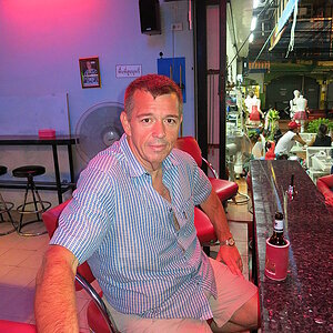 2014-08-17  Smurf Bar