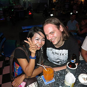 2014-08-17  Smurf Bar