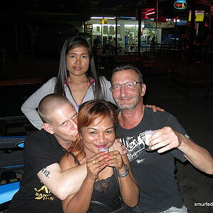 2014-08-17  Smurf Bar