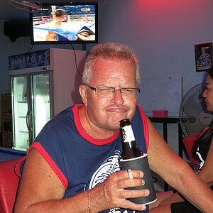 2014-08-17  Smurf Bar