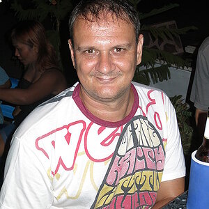 2014-08-17  Smurf Bar