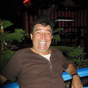 2014-08-18  Smurf Bar