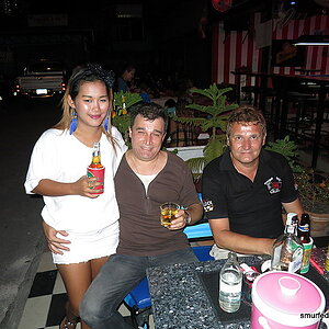 2014-08-18  Smurf Bar