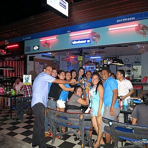 2014-08-18  Smurf Bar