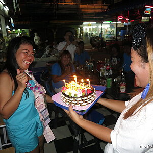 2014-08-18  Smurf Bar