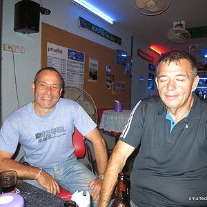 2014-08-20  Smurf Bar