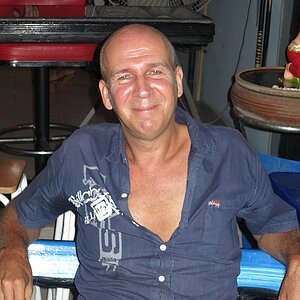 2014-08-22 Smurf Bar