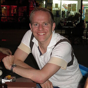 2014-08-24  Smurf Bar