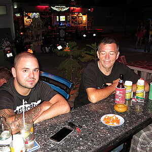 2014-08-24  Smurf Bar