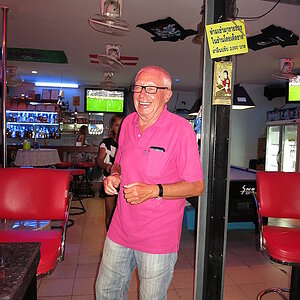 2014-08-24  Smurf Bar