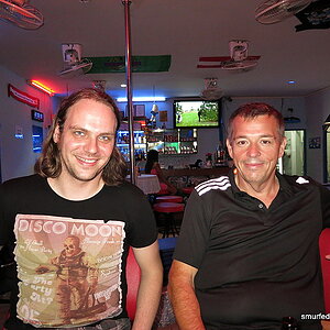 2014-08-25  Smurf Bar