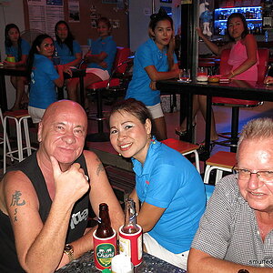 2014-08-25  Smurf Bar