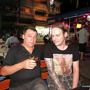 2014-08-25  Smurf Bar