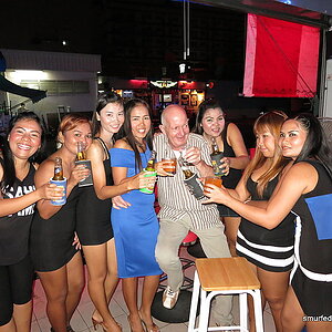 2014-08-26  Smurf Bar