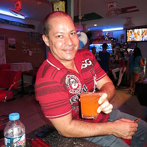 2014-08-27  Smurf Bar
