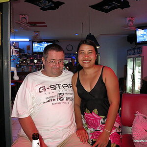 2014-08-27  Smurf Bar