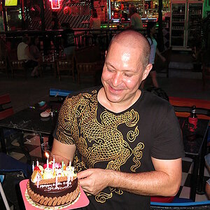 2014-08-28  Smurf Bar