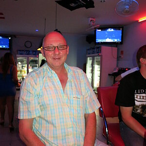 2014-08-29  Smurf Bar