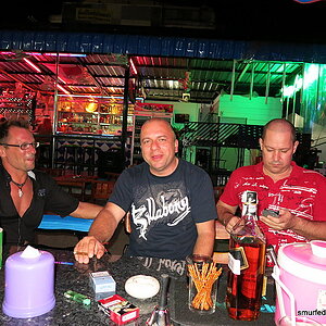 2014-09-02  Smurf Bar