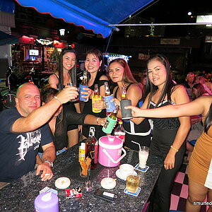 2014-09-02  Smurf Bar