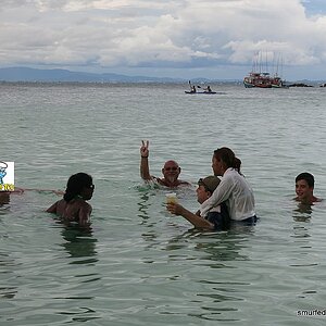 2014-09-06  Smurf Bar