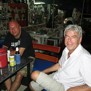 2014-09-06  Smurf Bar