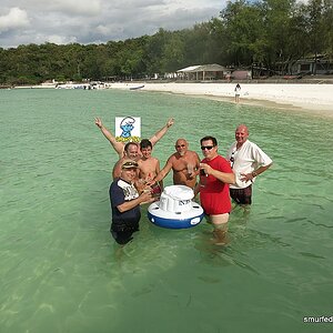 2014-09-06  Smurf Bar