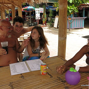 2014-09-06  Smurf Bar