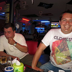 2014-09-07  Smurf Bar