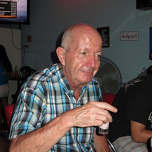 2014-09-08  Smurf Bar