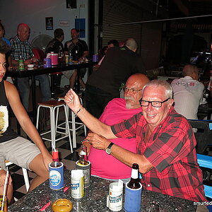 2014-09-08  Smurf Bar