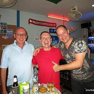 2014-09-09  Smurf Bar