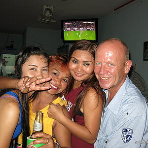 2014-09-12  Smurf Bar